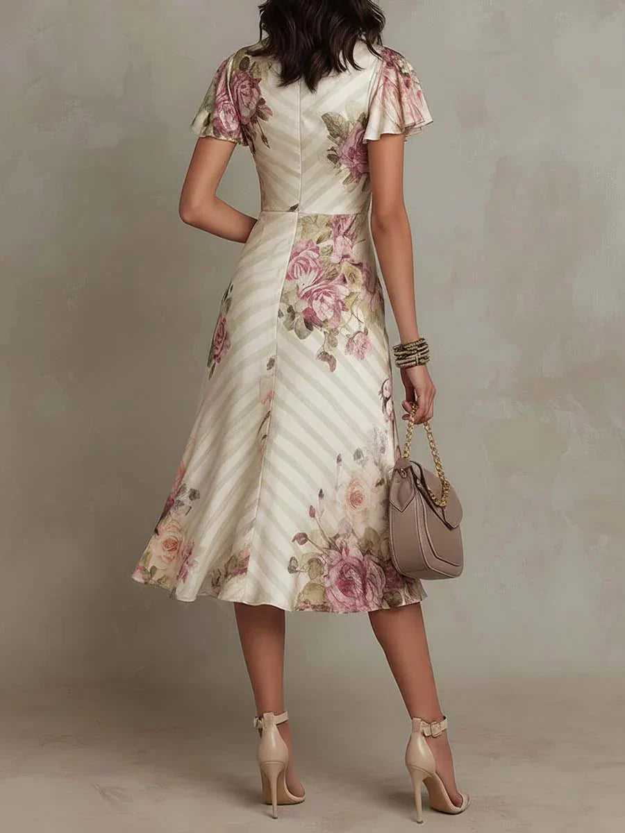 Alba | Vestido Midi Envolvente Fruncido Floral Elegante