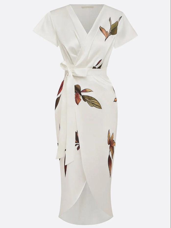 Vestido Midi Satinado Blanco con Estampado de Hojas y Manga Corta