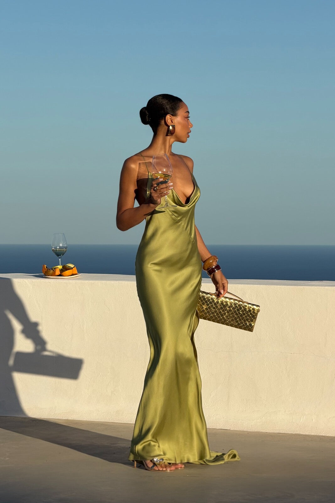 VESTIDO LARGO VERDE OLIVA