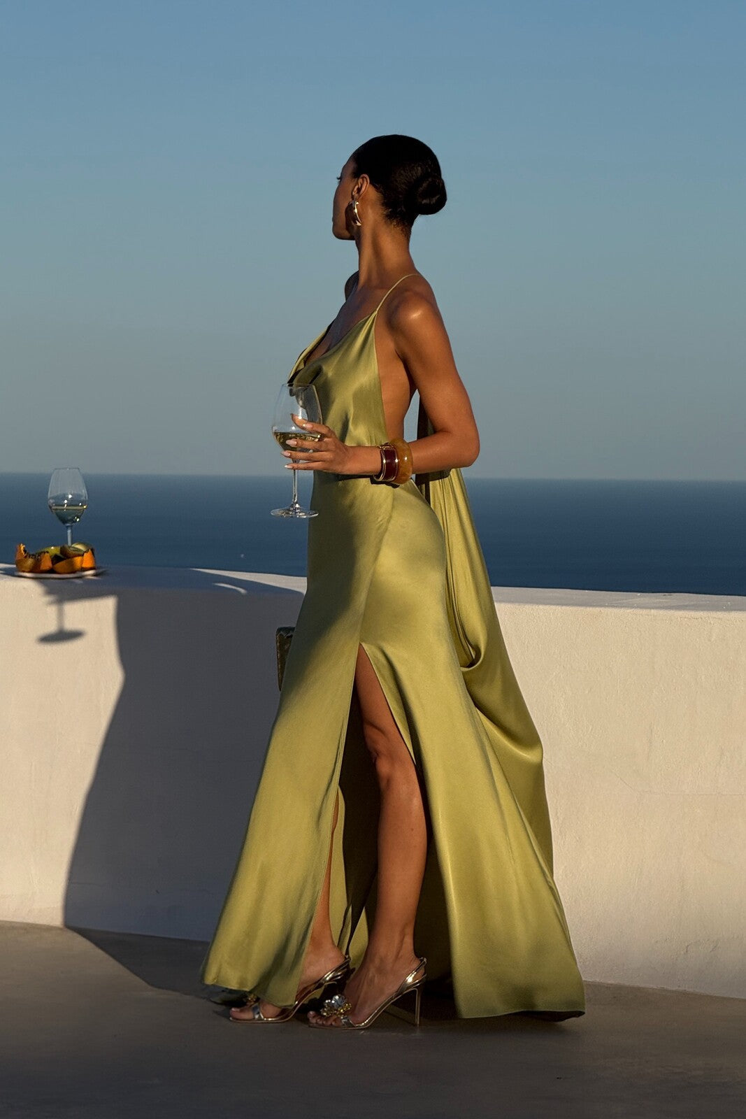 VESTIDO LARGO VERDE OLIVA