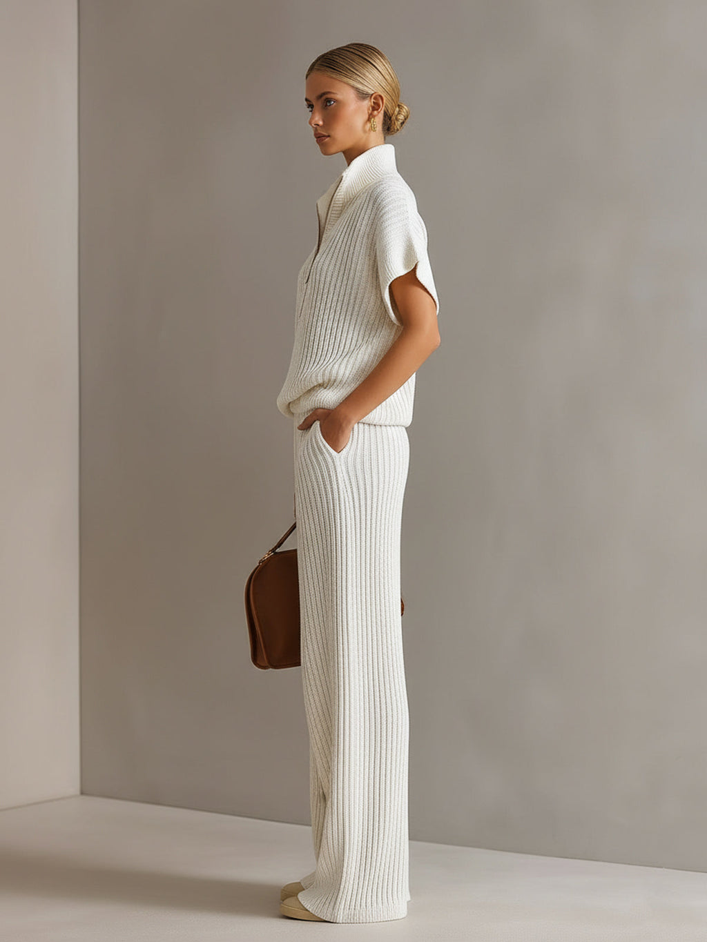 Set de Dos Piezas Chic Elegante Blanco Crema: Suéter Oversize con Cremallera y Pantalón de Pierna Ancha