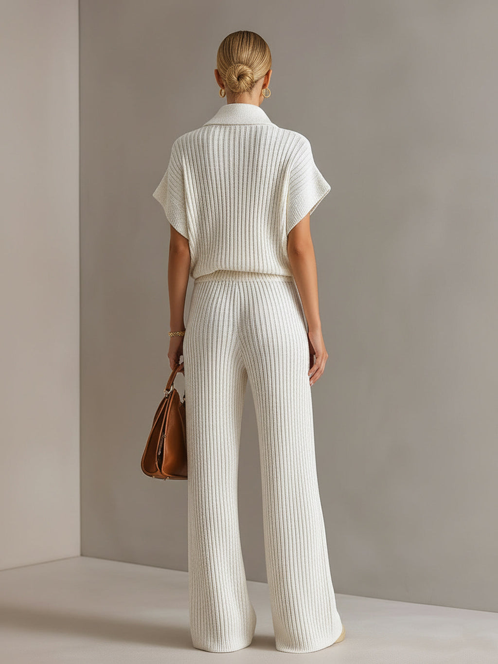 Set de Dos Piezas Chic Elegante Blanco Crema: Suéter Oversize con Cremallera y Pantalón de Pierna Ancha
