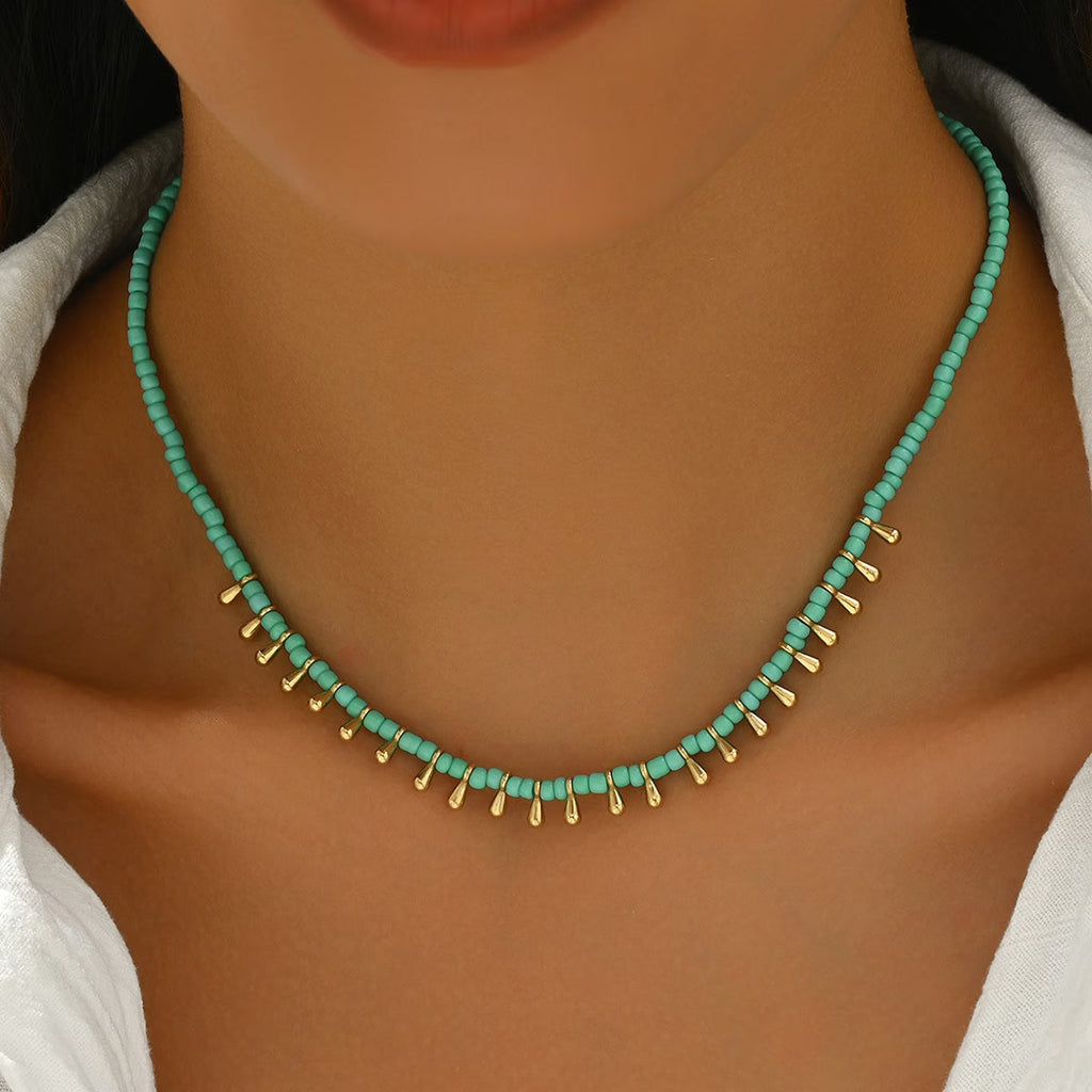 Collar Minimalista de Turquesa y Oro