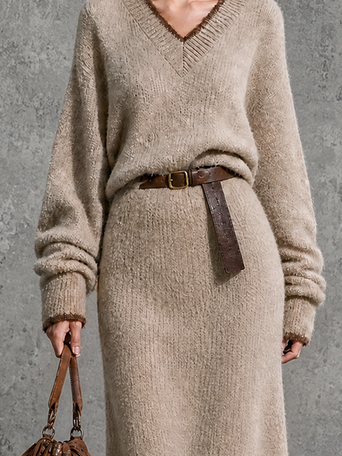 Vestido Midi Chic Elegante Beige Avena con Cuello en V, Ribete en Contraste y Cinturón