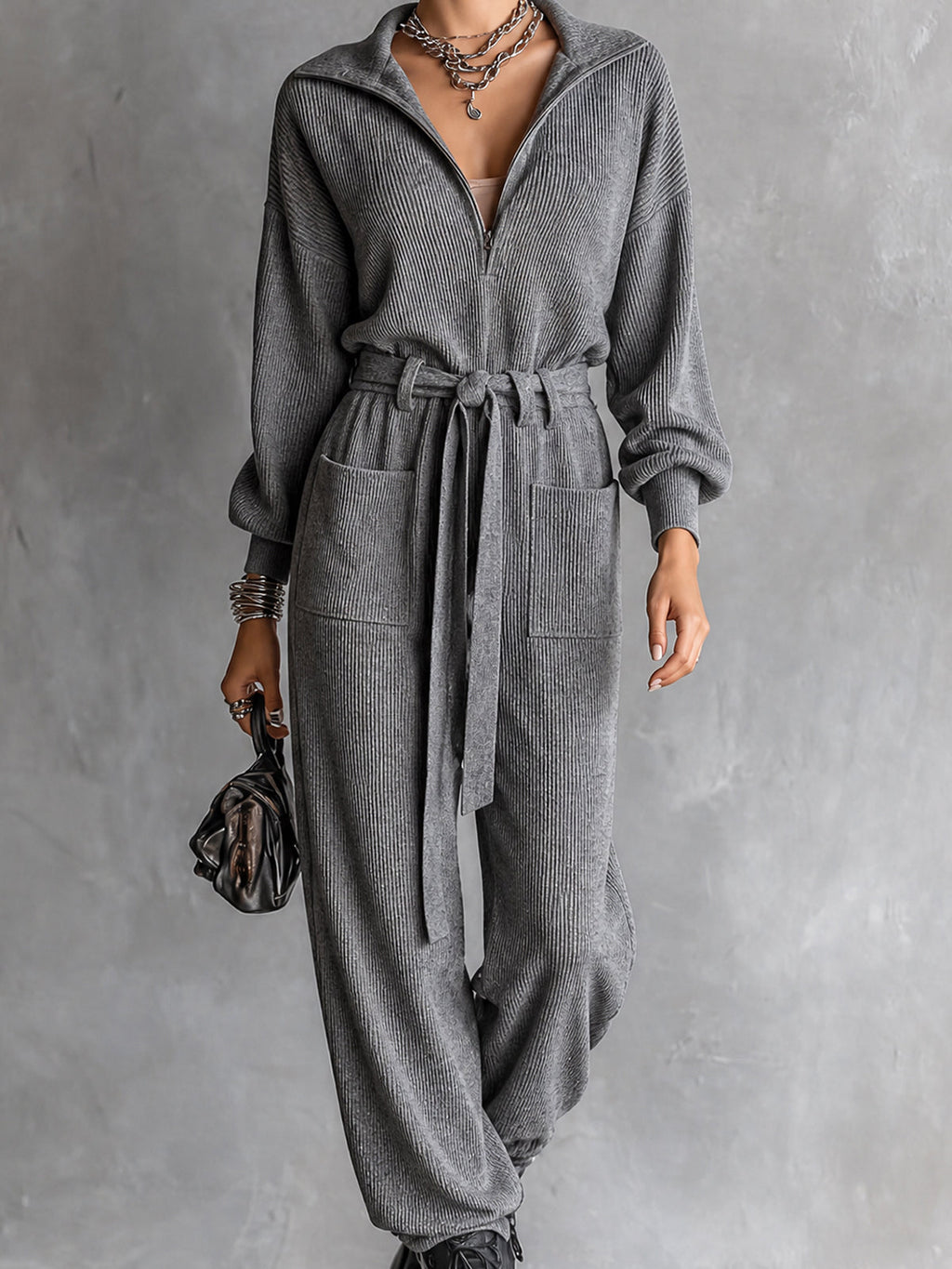 Mono Chic Casual Gris con Media Cremallera, Cuello Solapa, Manga Larga y Cinturón