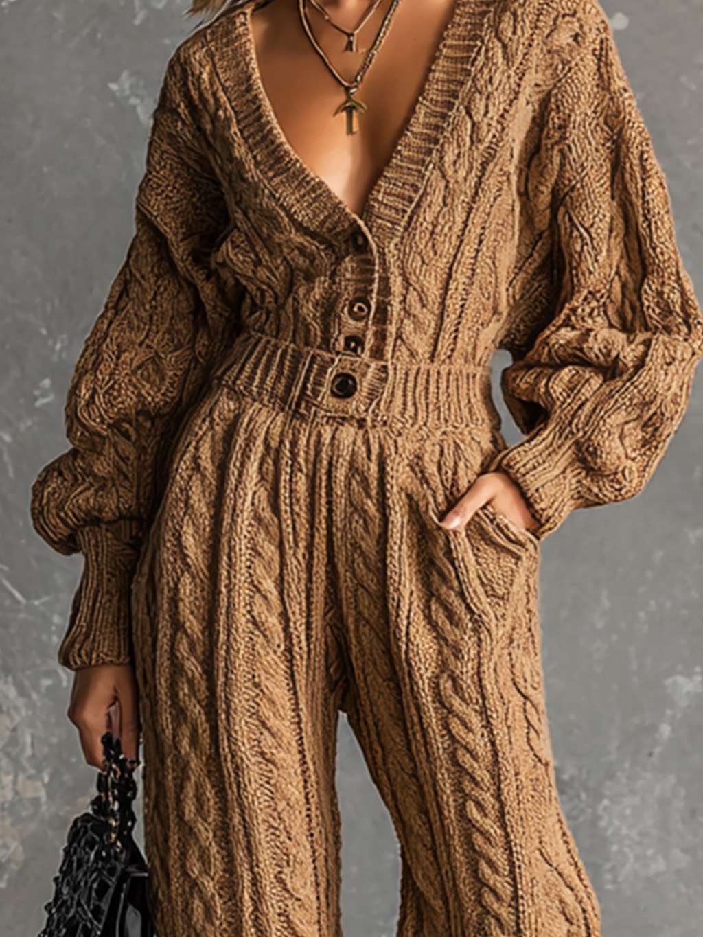 Mono Chic Elegante Camel con Cuello en V, Botonadura Frontal y Manga Larga en Punto Cable