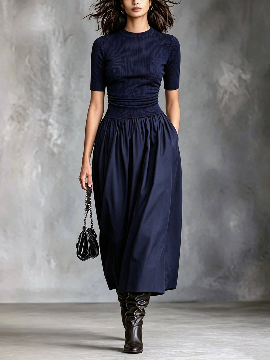 Vestido Midi Chic Casual Azul Marino con Cuello Redondo, Manga Corta y Detalles Plisados