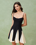 Mini Vestido Negro con Contraste