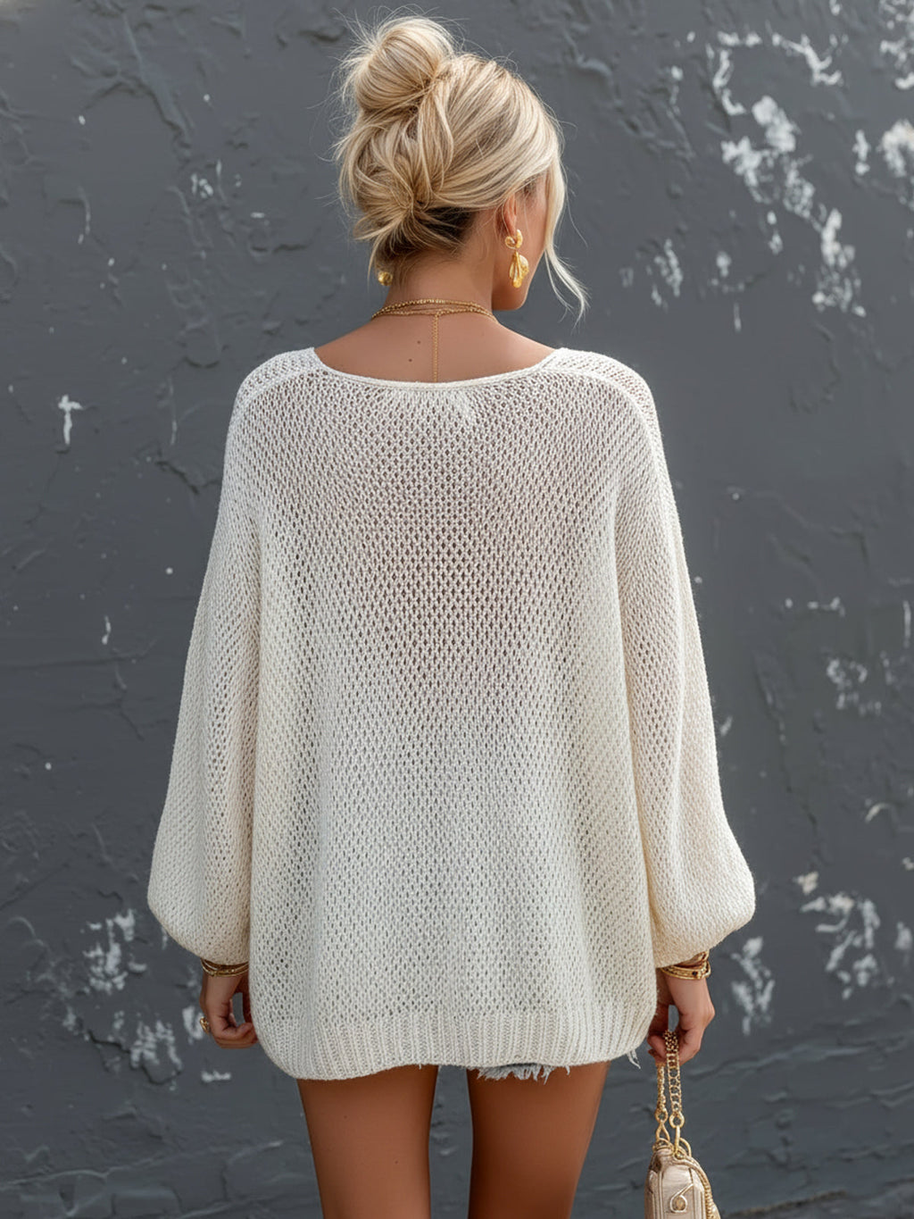 Top Suéter Chic Elegante Blanco Crema con Cuello Redondo y Mangas Farol en Malla