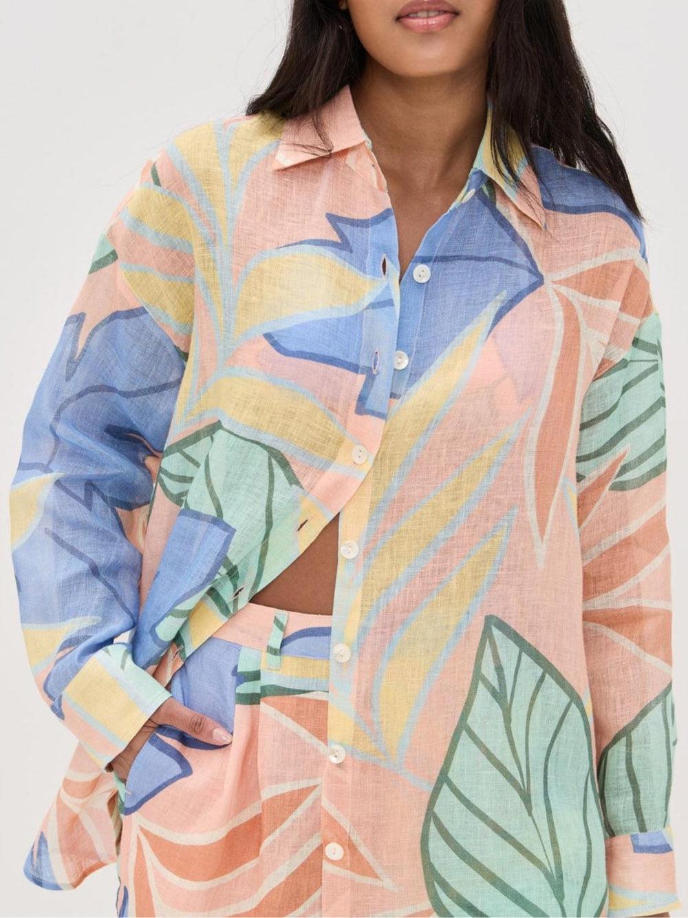 Conjunto Corto Estampado Tropical de Hojas Estilo Boyfriend