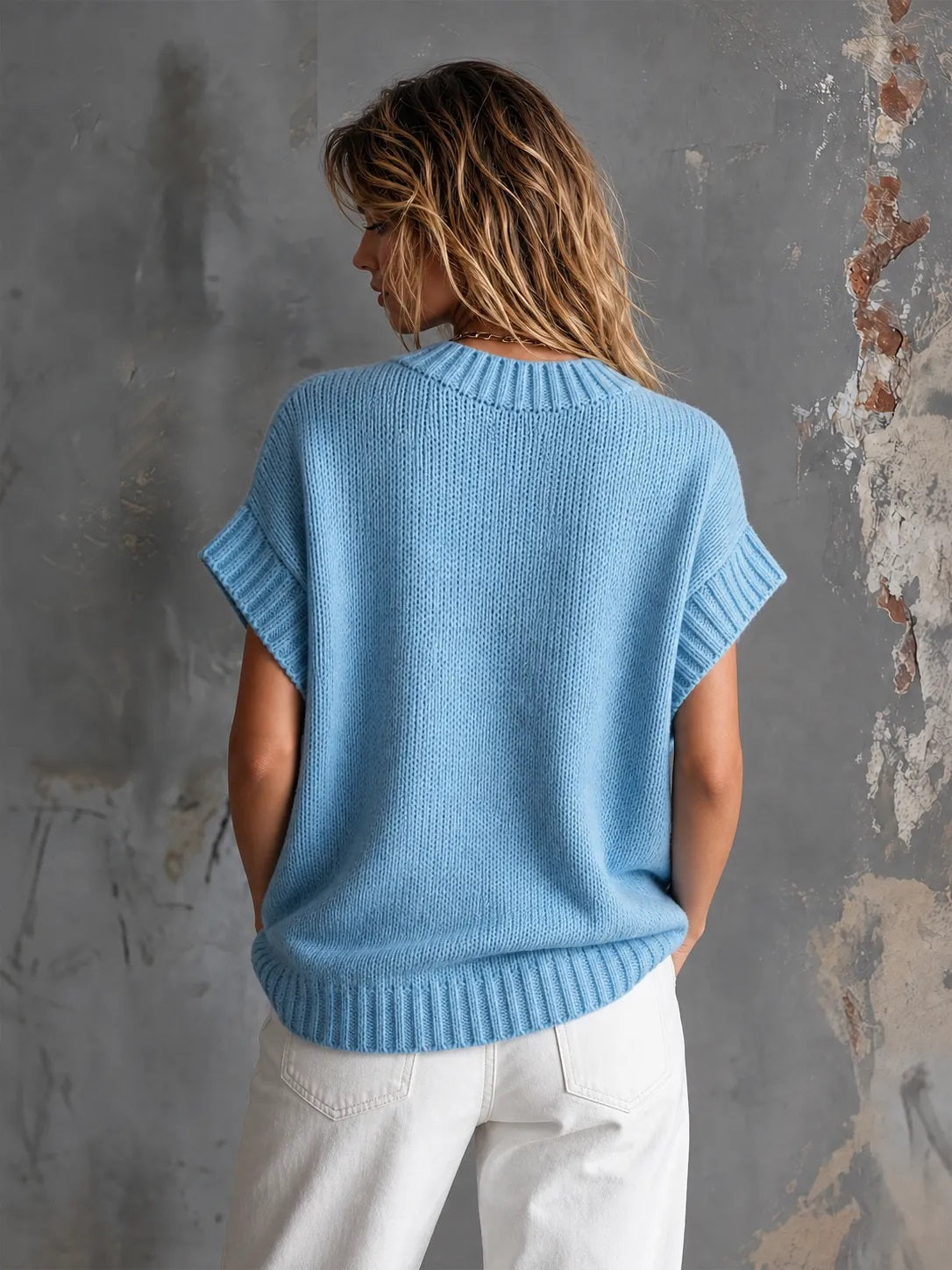 Top Suéter Chic Casual Azul Claro con Cuello Redondo y Corazones Rojos en Jacquard