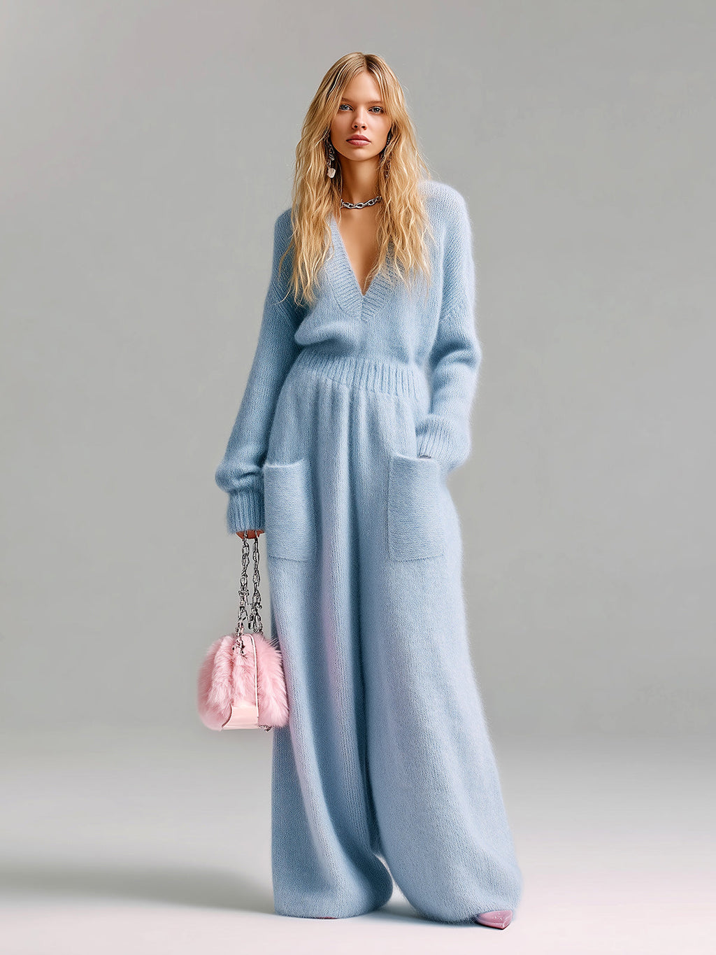 Mono Chic Elegante Azul Bebé Oversize con Cuello en V Profundo, Manga Larga y Punto Esponjoso