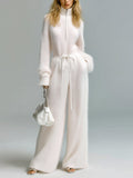 Mono Chic Vintage Marfil con Cuello Alto, Cremallera, Manga Larga y Punto Esponjoso