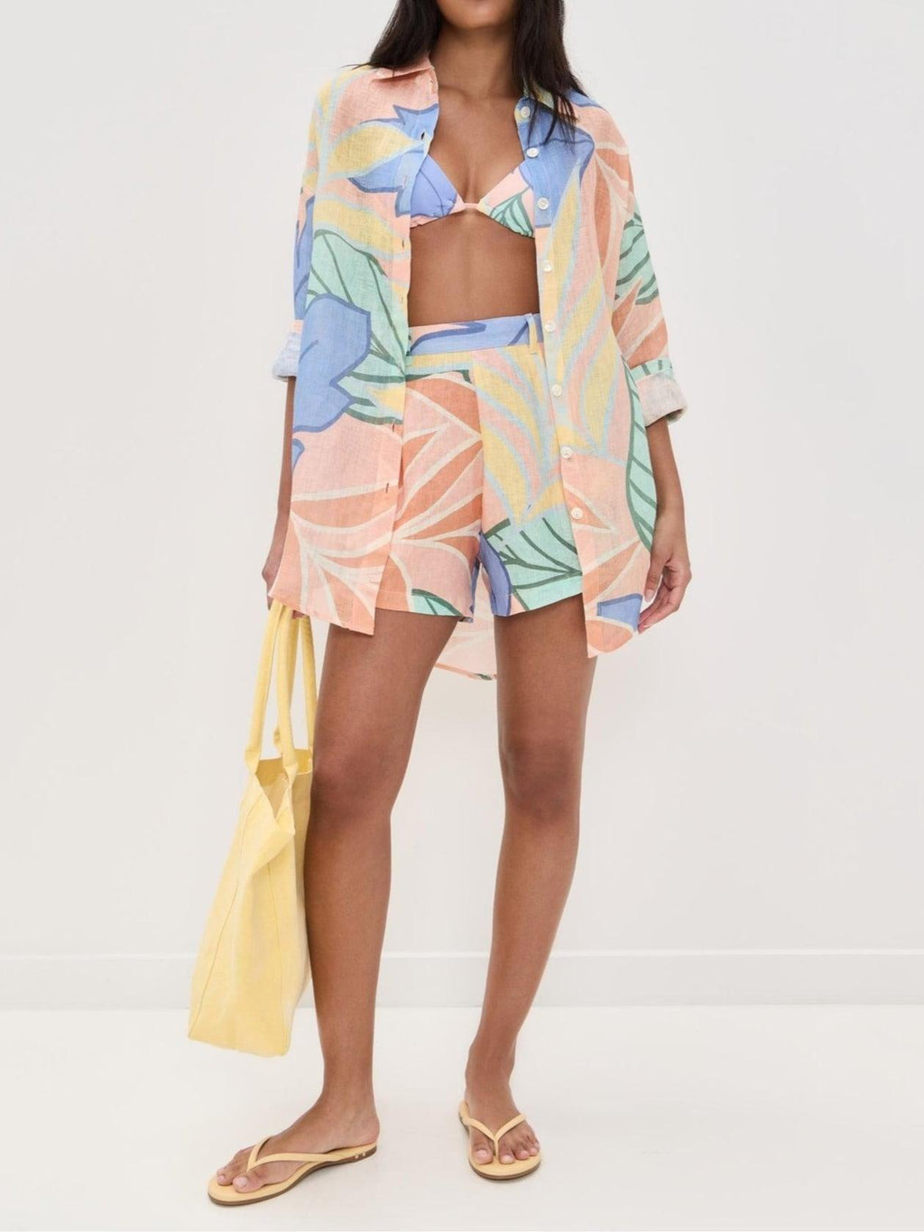Conjunto Corto Estampado Tropical de Hojas Estilo Boyfriend