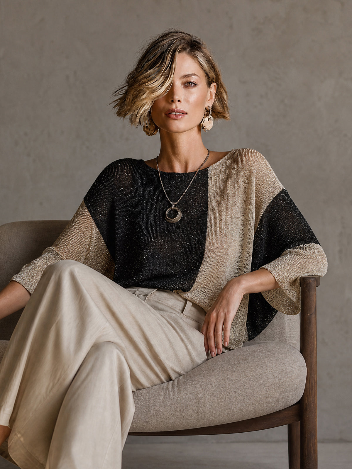 Top Suéter Chic Dorado y Beige Colorblock con Cuello Barco y Manga Tres Cuartos