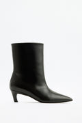 Aria | Botines de Cuero - Negro