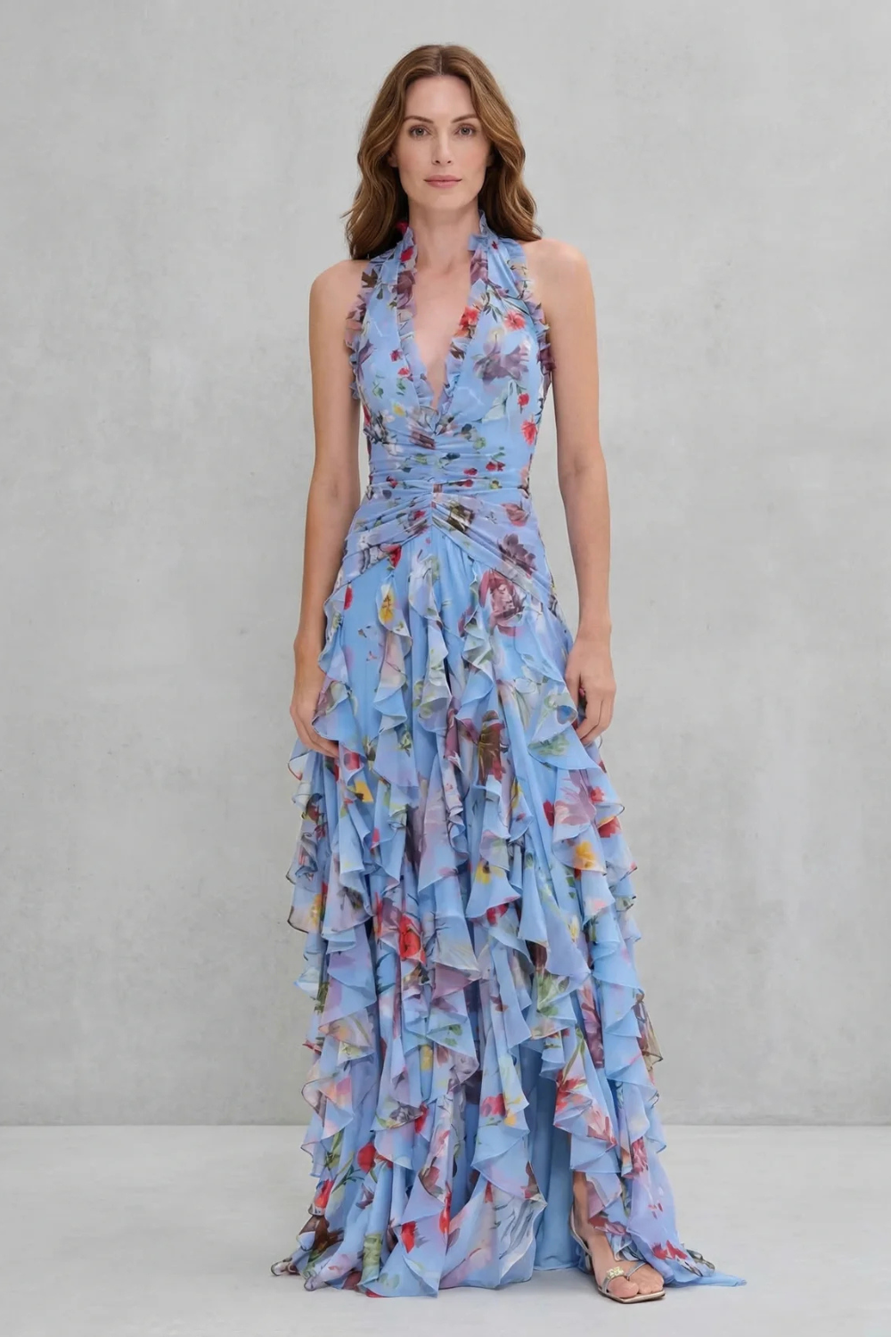 Belladina | Vestido Maxi Romántico con Rosas en Cascada y Escote Americano