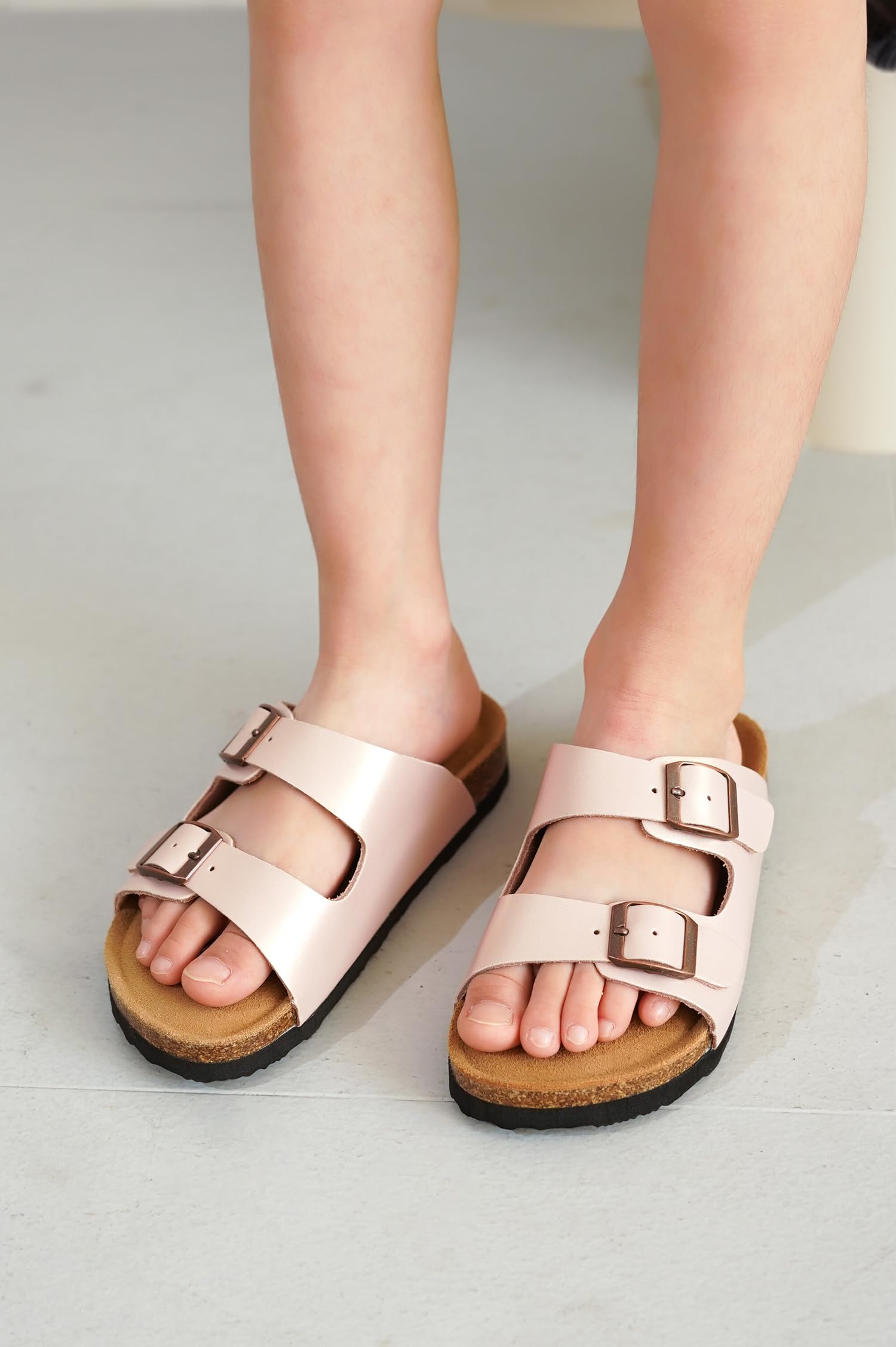 Little Venita | Slides de Cuero Genuino para Niños | Resistente al Agua | Ligeras | Antideslizantes