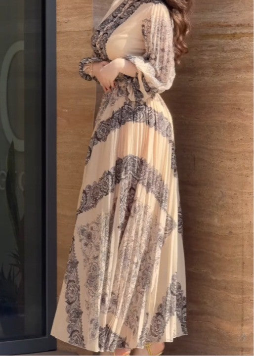 Vestido Maxi con Estampado Étnico, Cuello Alto y Botonadura (Cinturón Incluido)