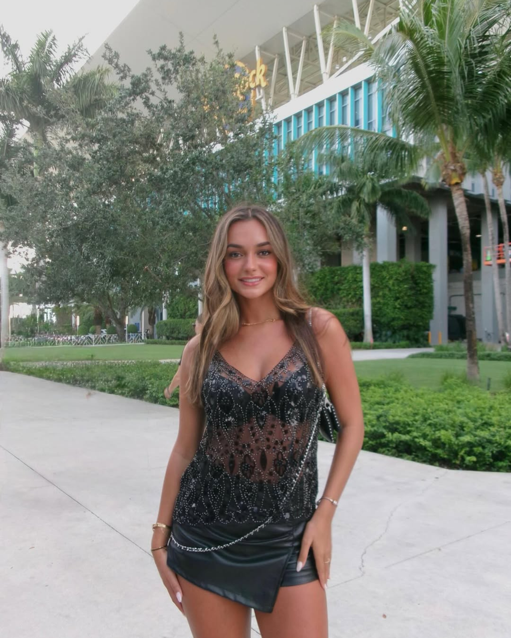 Top Cristina con Pedrería - Negro