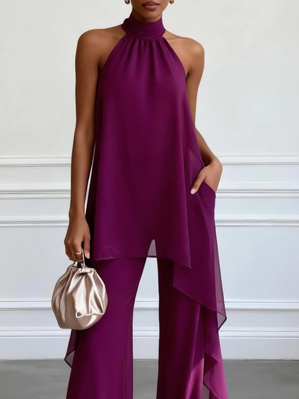 Conjunto Elegante de Dos Piezas con Top Halter Morado Sin Mangas y Pantalón