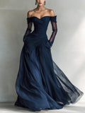 Vestido Maxi Elegante de Organza Azul Marino Off-Shoulder Entallado