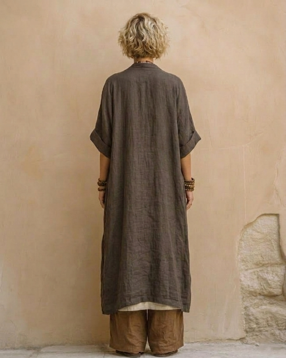 Giulia - Conjunto Bohemio Nómada de Tres Piezas en Gris Oscuro y Marrón con Estampado Tribal