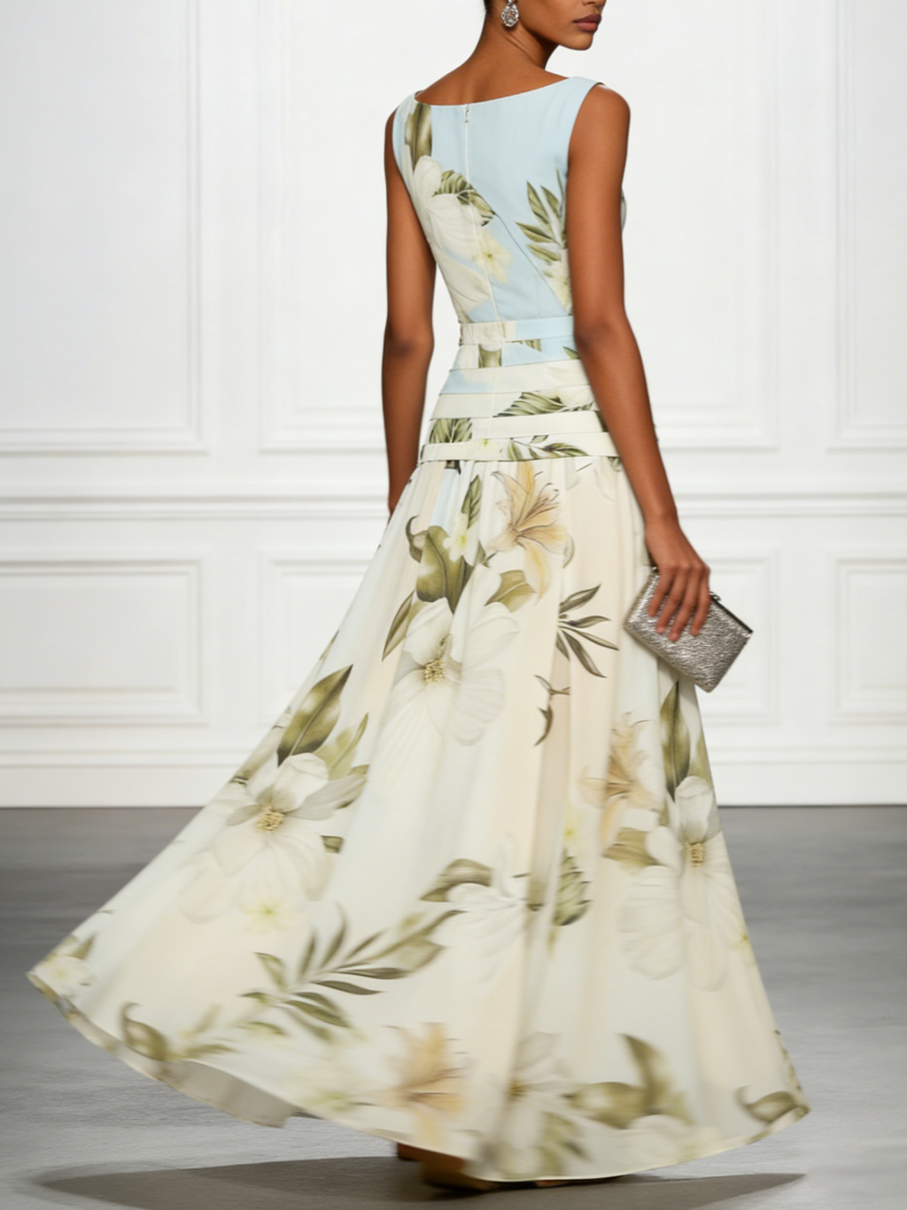 Vestido Maxi Floral Azul y Blanco con Cuello Barco y Volantes