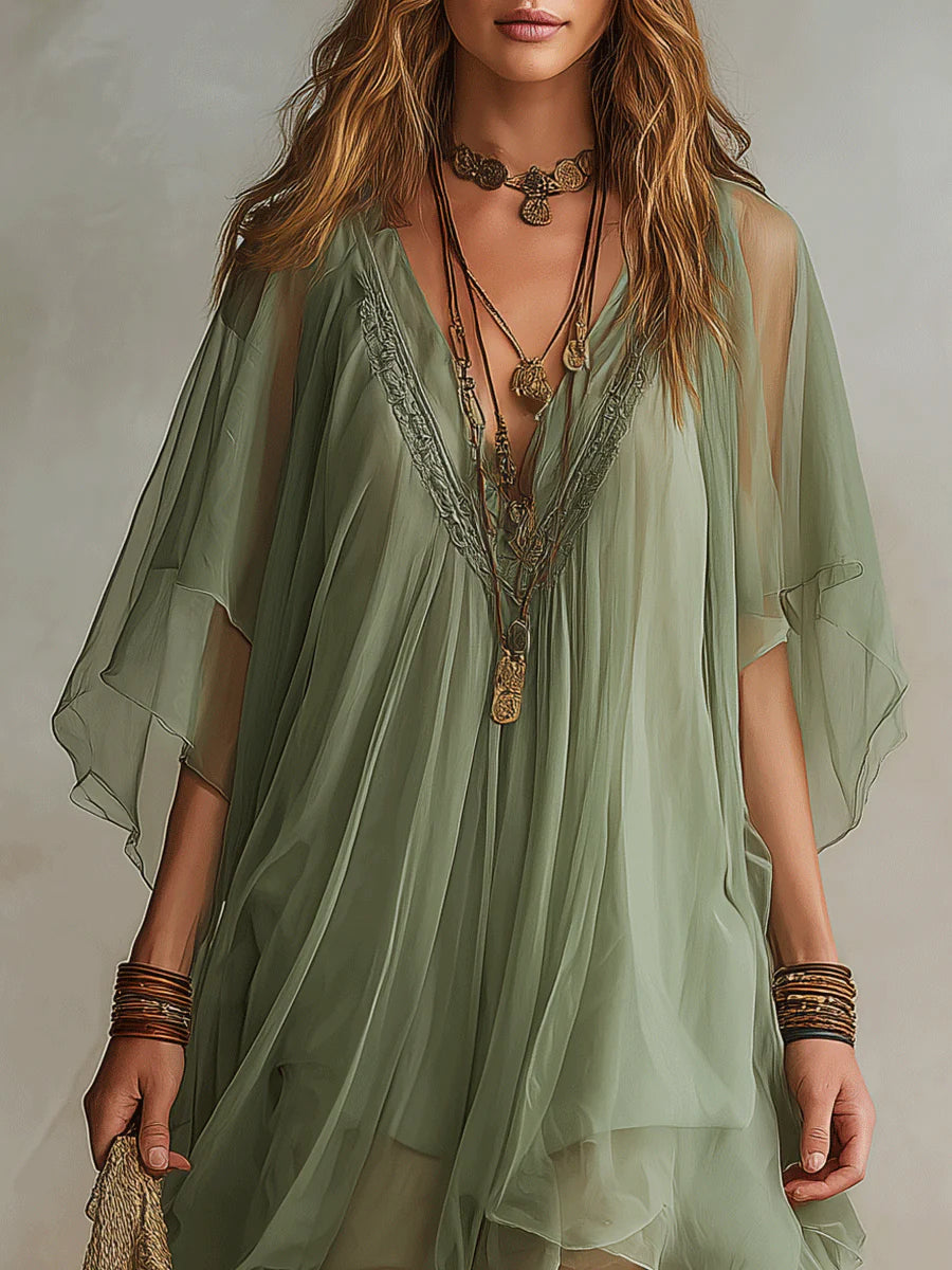 Mini Vestido de Chiffon Verde con Cuello en V y Capas Fluidas