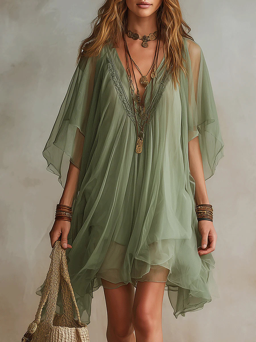 Mini Vestido de Chiffon Verde con Cuello en V y Capas Fluidas