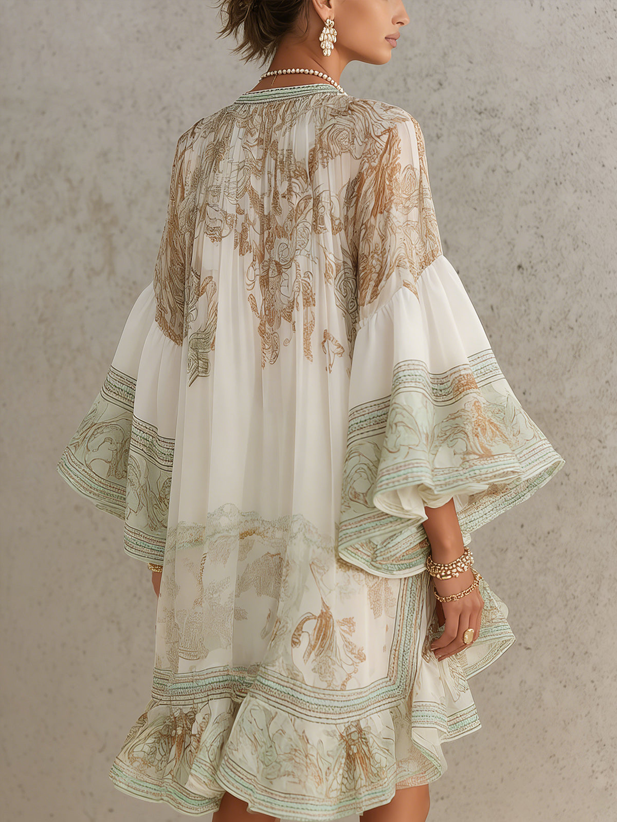 Mini Vestido de Chiffon Verde Estampado con Dobladillo y Mangas de Volantes