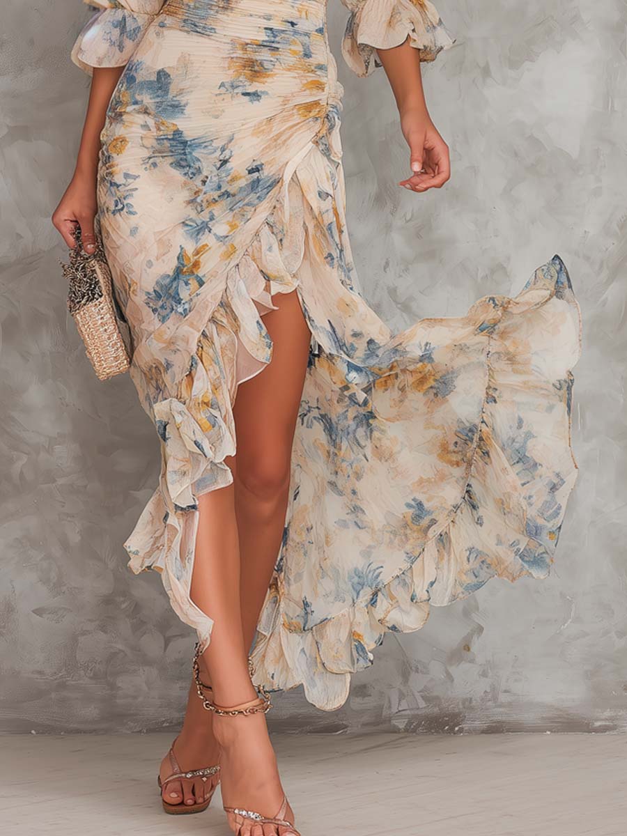 Maxi Vestido de Chiffon Beige con Cuello Alto y Estampado Floral de Pintura al Óleo