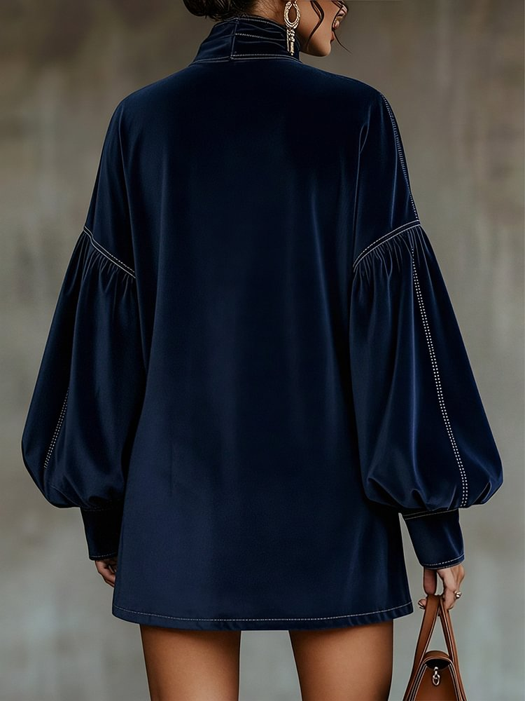 Mini Vestido de Terciopelo Azul Marino con Lazo y Mangas Farol