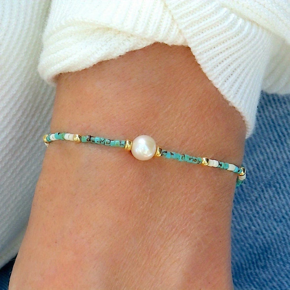 Pulsera Minimalista de Turquesa y Perla
