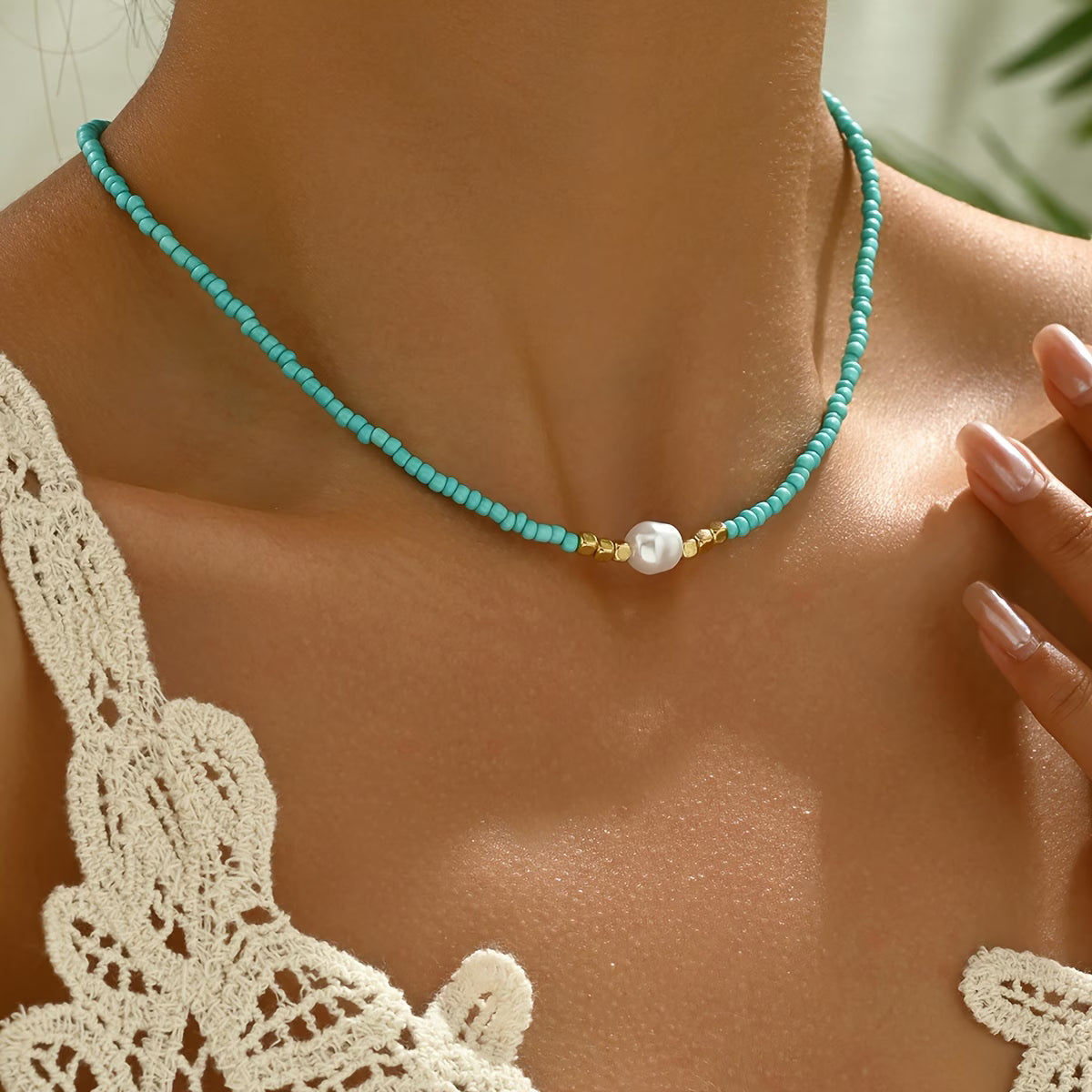 Collar Minimalista de Turquesa y Perla