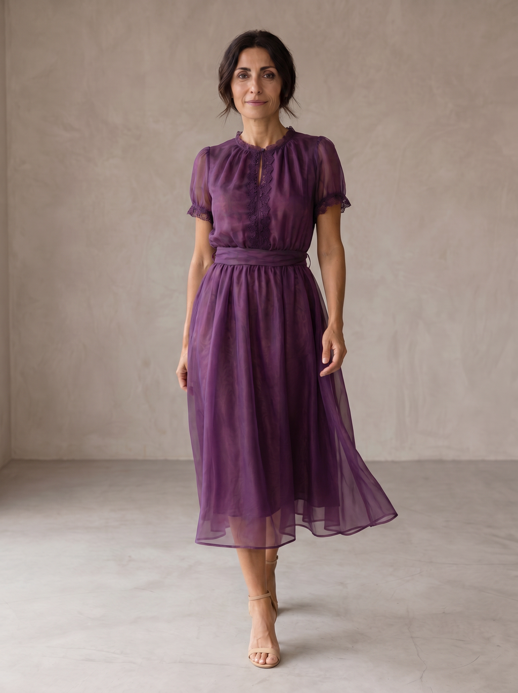 Flavia | Vestido Maxi de Chiffon con Escote Gota y Encaje