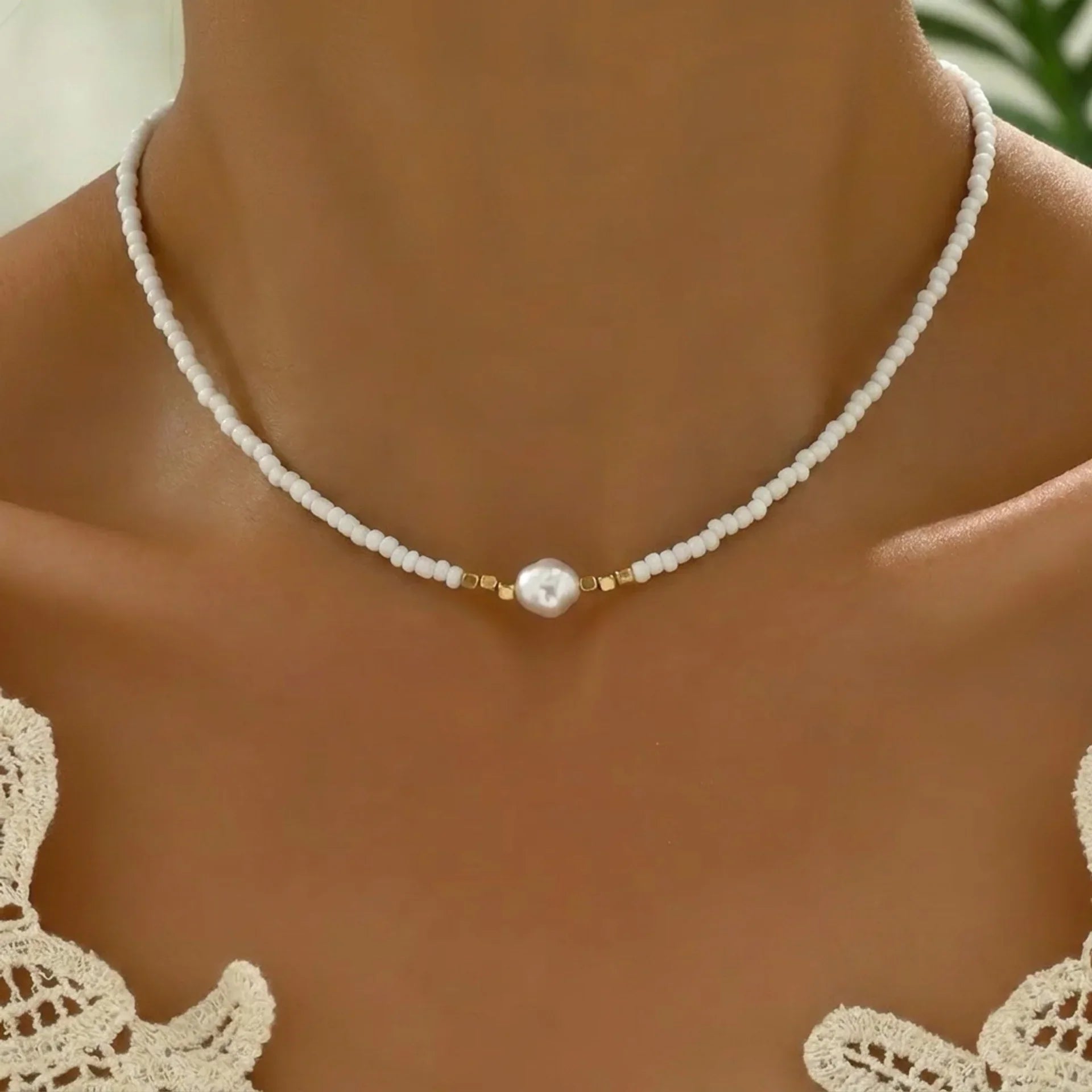 Collar Minimalista de Turquesa y Perla