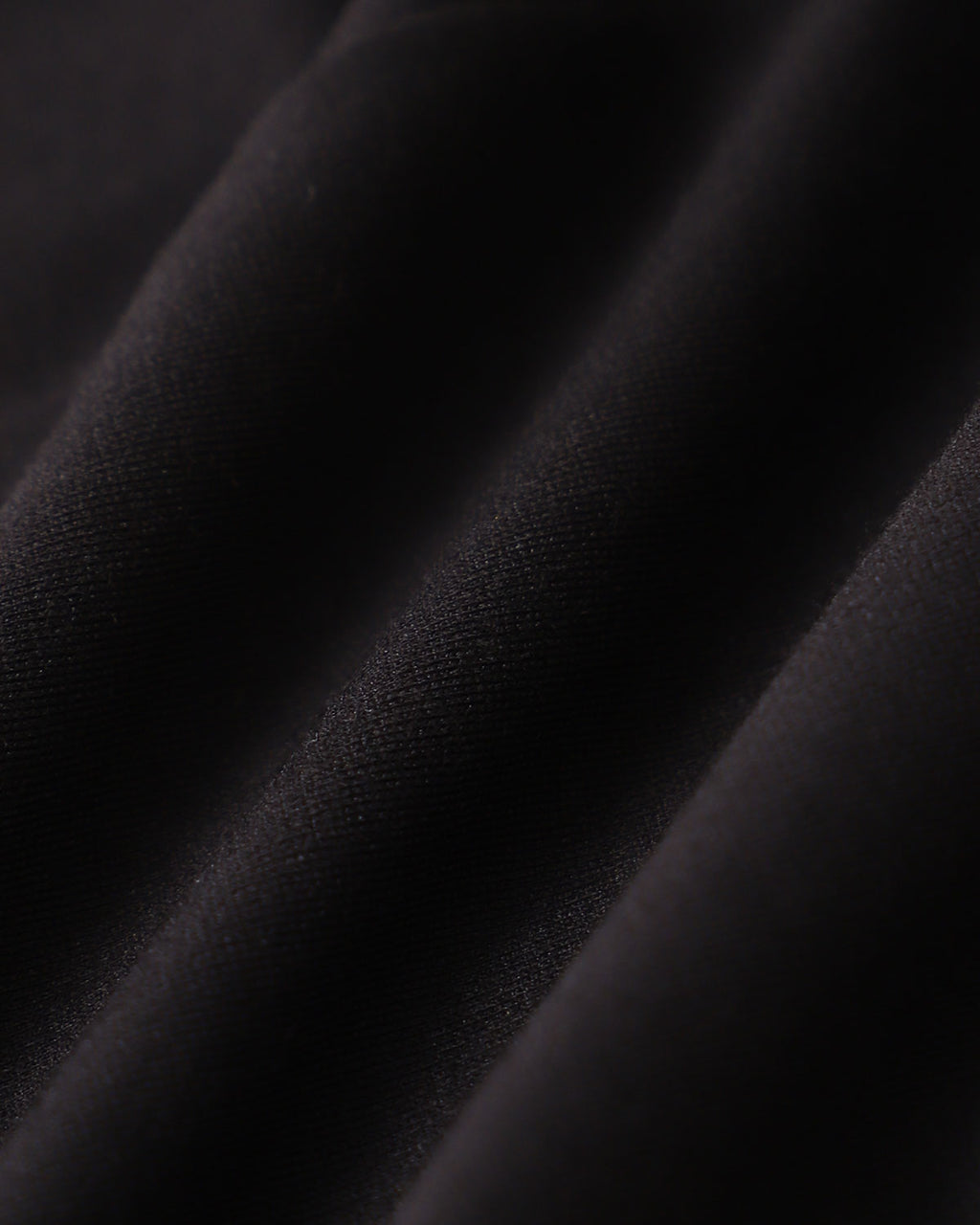 Mini Vestido Negro con Contraste