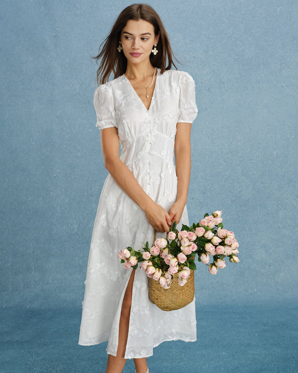 Vestido Midi Blanco Bordado con Mangas Puff