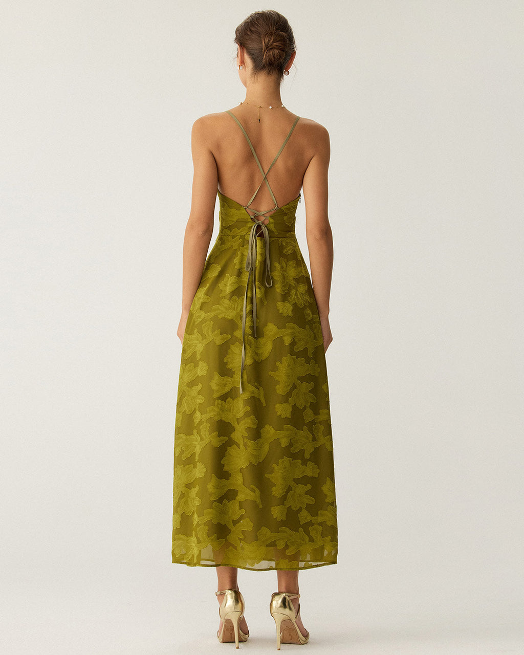 Vestido Maxi Lencero Floral Verde con Fruncido y Espalda Descubierta