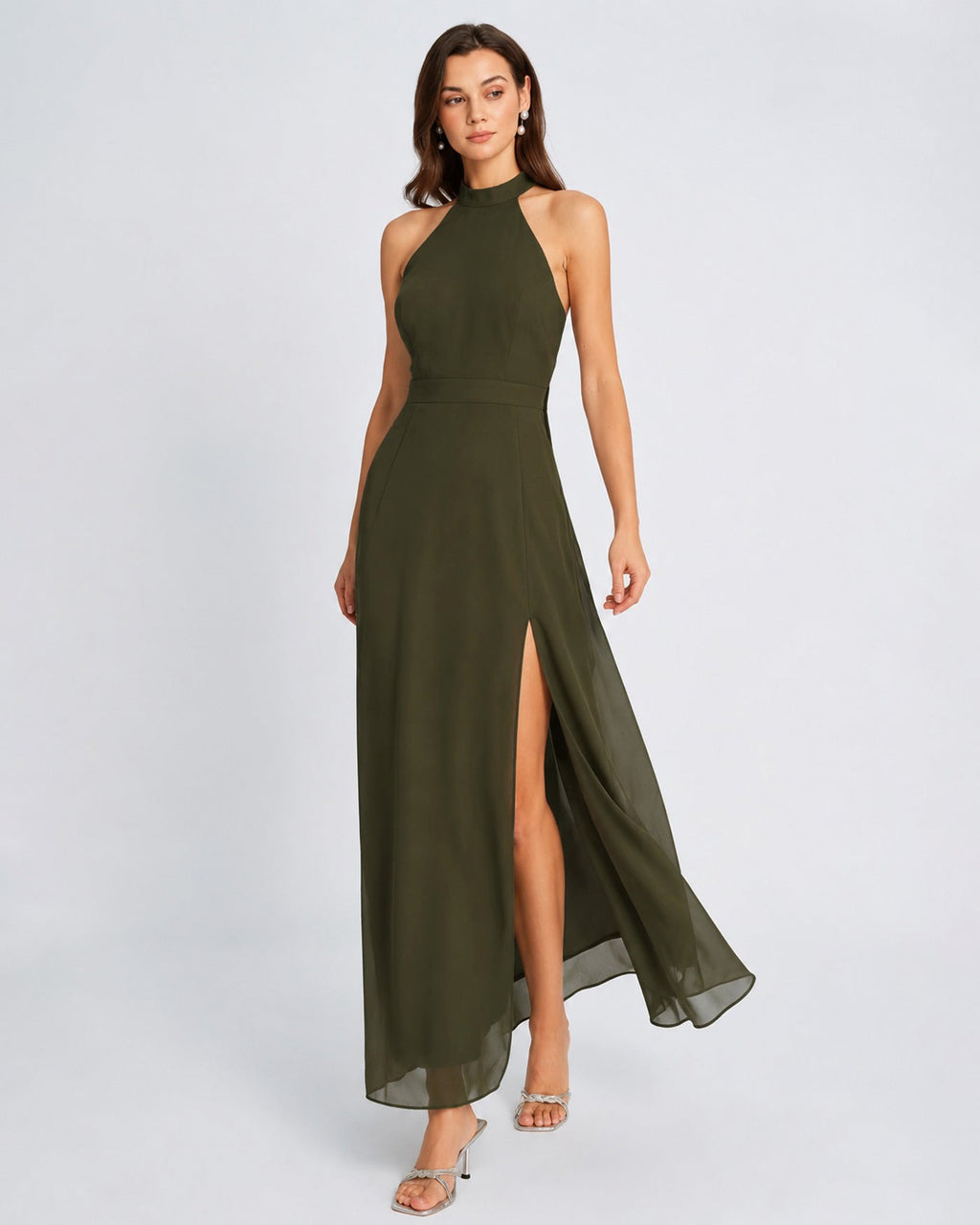 Vestido Maxi de Chiffon Verde con Cuello Alto y Abertura