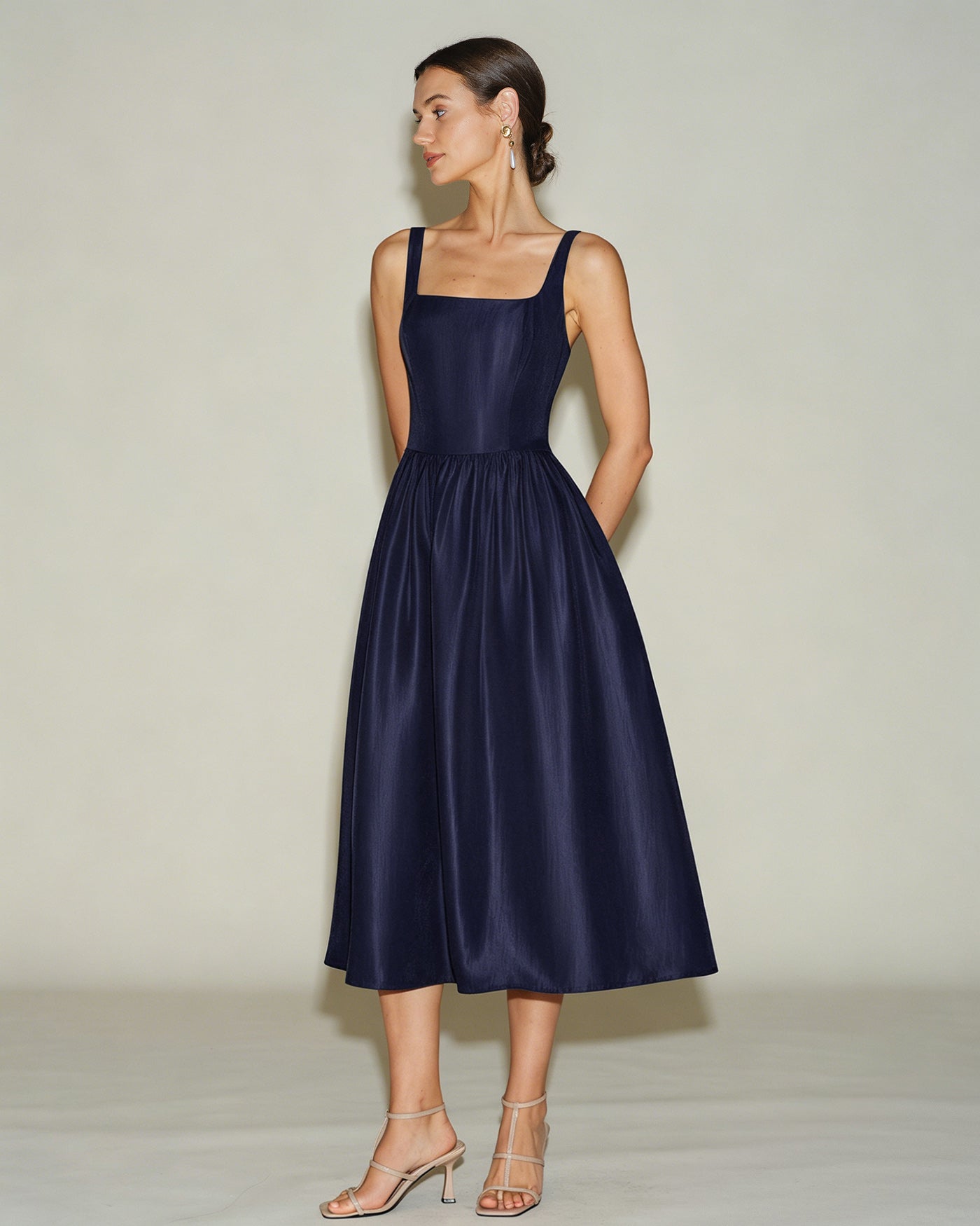 Vestido Midi Azul Línea A