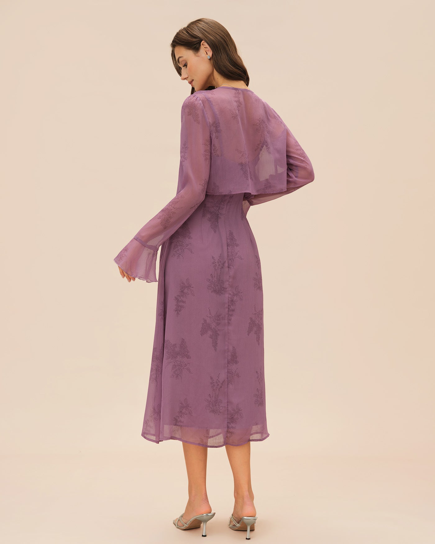 Vestido Midi Lencero Floral Morado con Fruncido